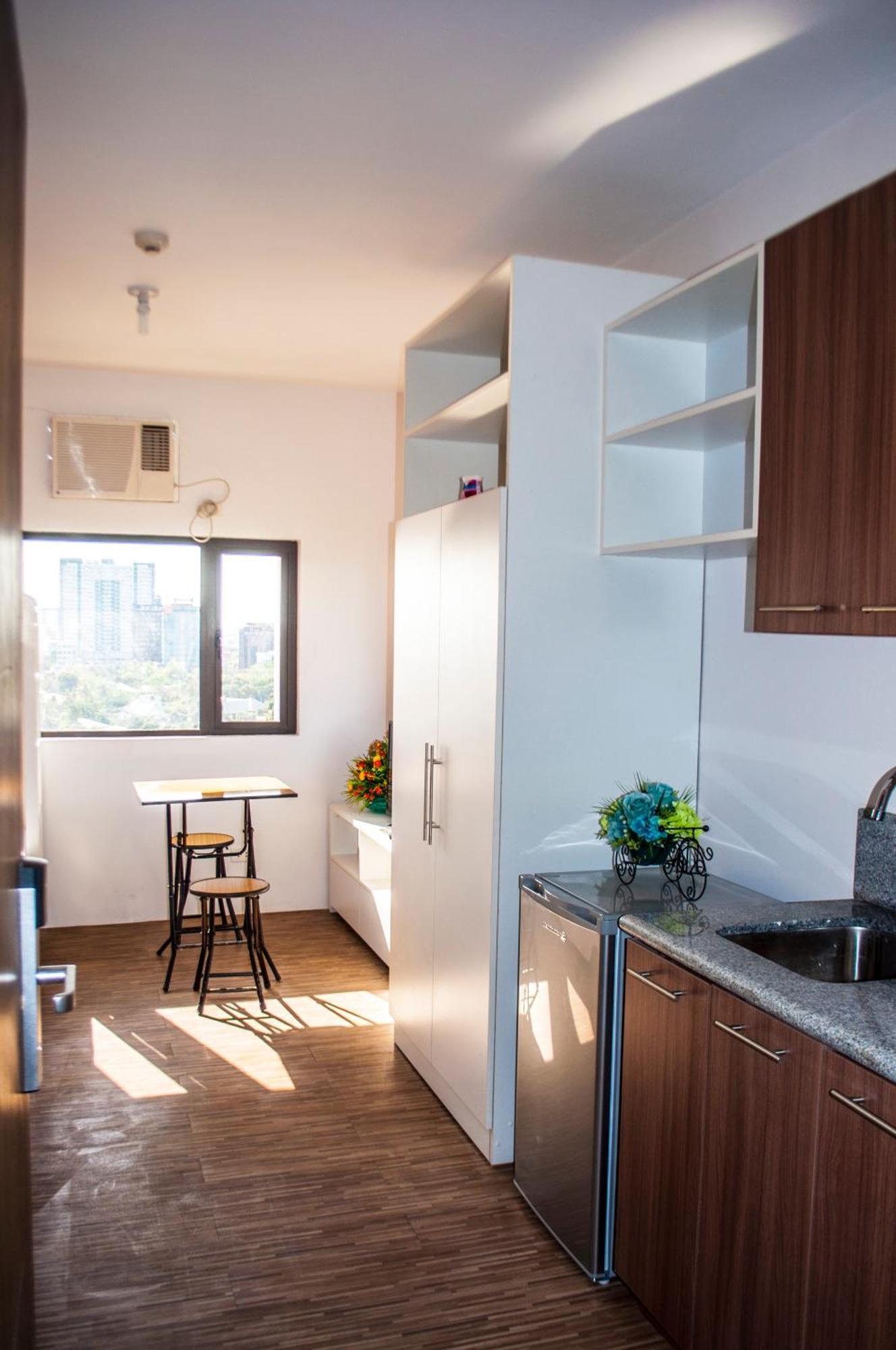מנילה Titan Condo At Studio City Tower 1 Alabang מראה חיצוני תמונה
